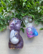 Load image into Gallery viewer, Custom Pregnant Lady